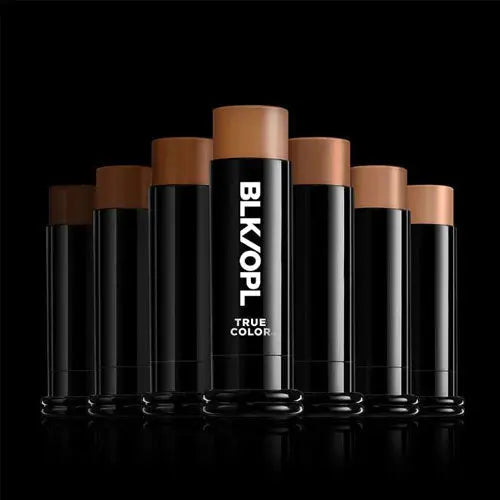 Black Opal True Color Stick Foundation SPF15 520 Hazelnut, foundationstick voor donkere huid, foto 3 van 4