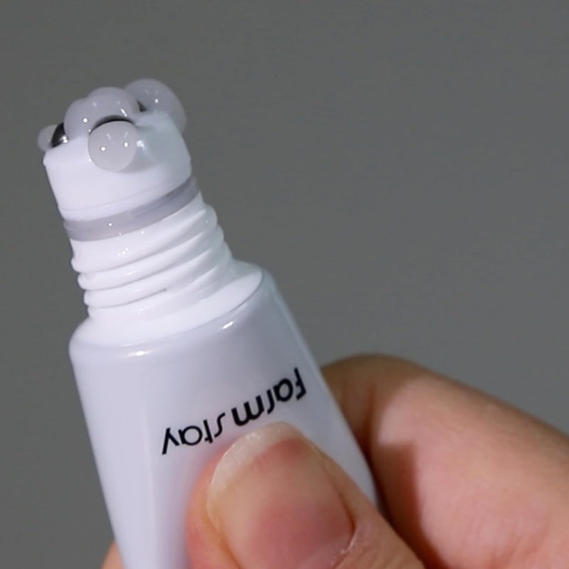 Farmstay Collagen Water Full Moist Rolling Eye Serum
