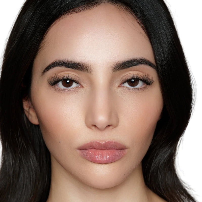 Lola's Lashes Subtle Volume Pre Glued Lashes Set