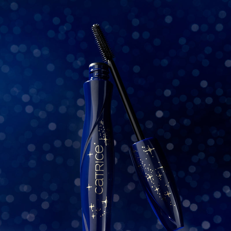 On the Starpath Glam & Doll Volume Mascara C01 Black Gravity