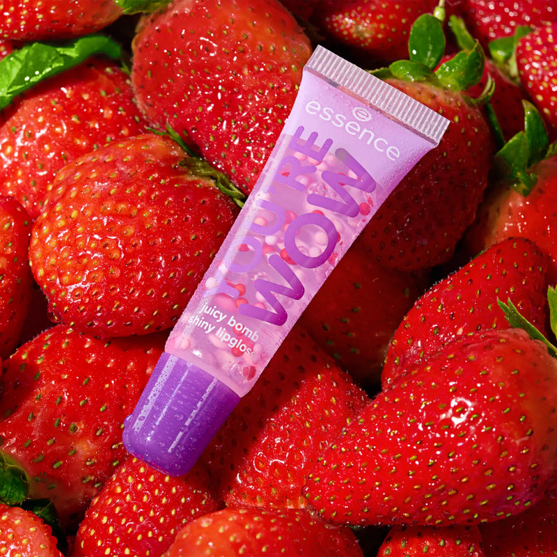 Essence Say It With Juicy You're Wow Juicy Bomb Shiny Lipgloss 04 Strawberry Splash