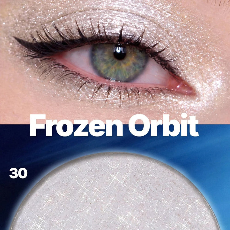 Moira Chroma Light Shadow 030 Frozen Orbit, witte metallic oogschaduw met glitters, foto 2 van 5