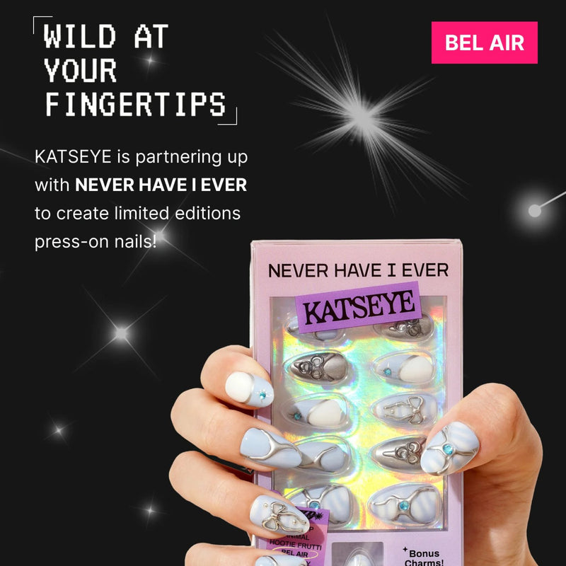 Never Have I Ever Press-on Nails Katseye Bel Air, press-on nagels met chrome en marmeren details, foto 6 van 6